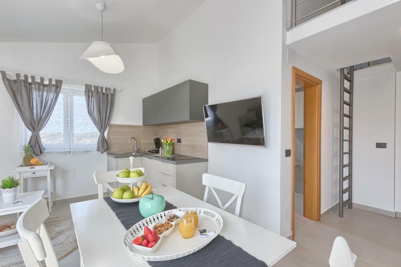 Apartments La Mer Pula Zewnętrze zdjęcie
