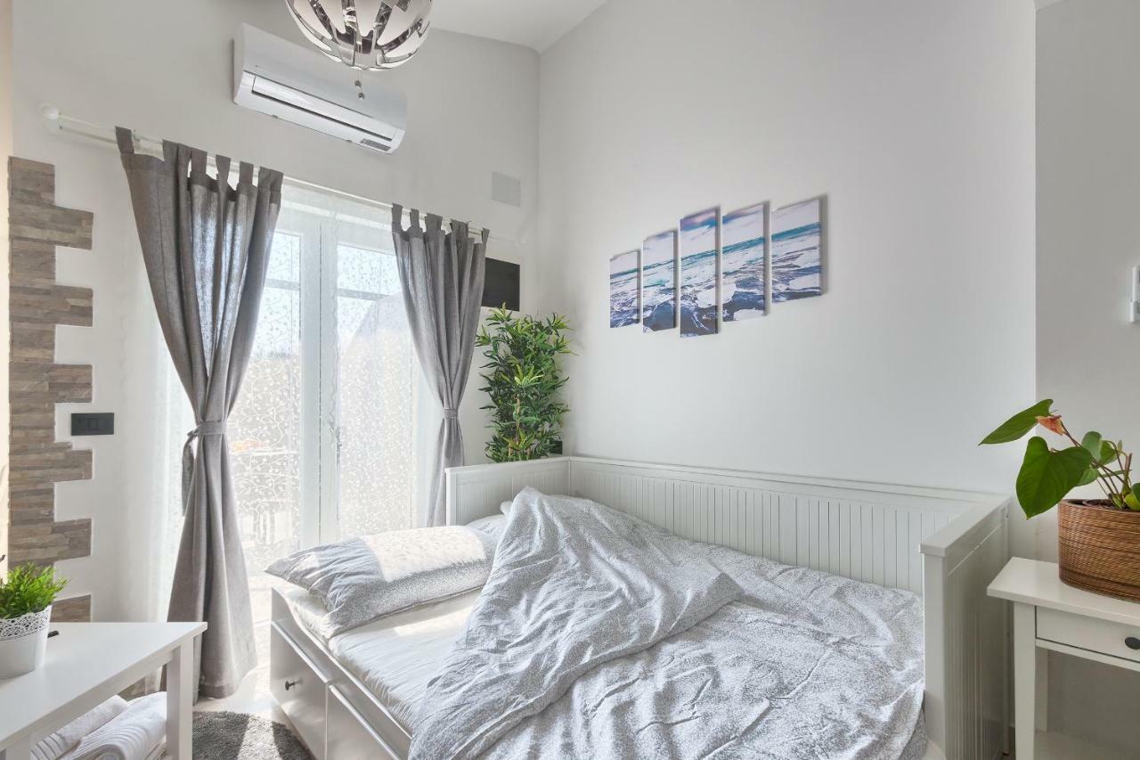 Apartments La Mer Pula Zewnętrze zdjęcie