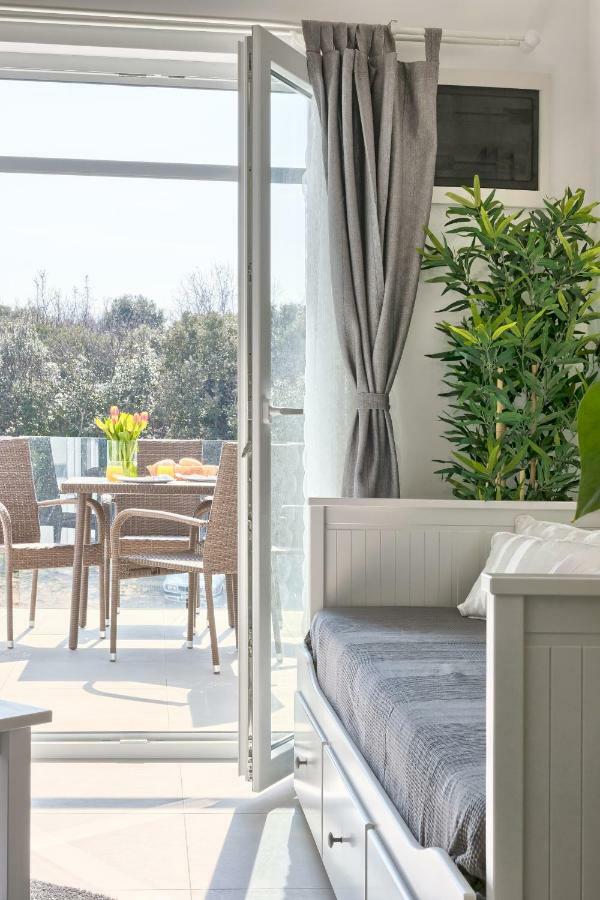 Apartments La Mer Pula Zewnętrze zdjęcie
