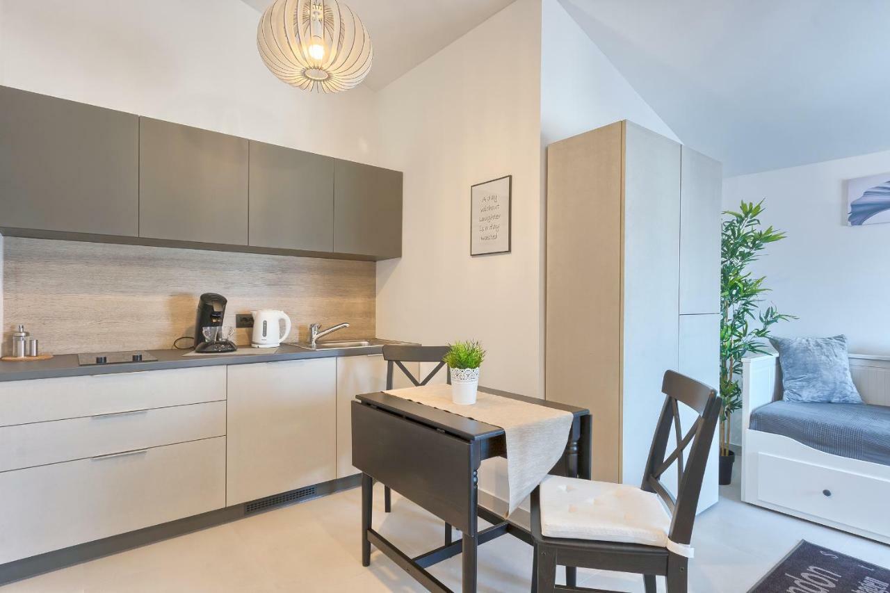 Apartments La Mer Pula Zewnętrze zdjęcie